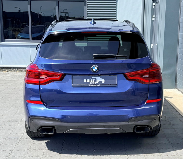 Vehicle Image 42