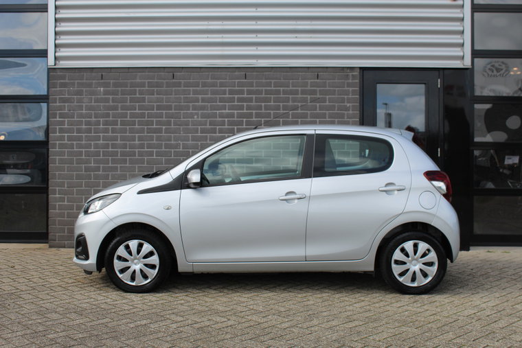 Vehicle Image 18