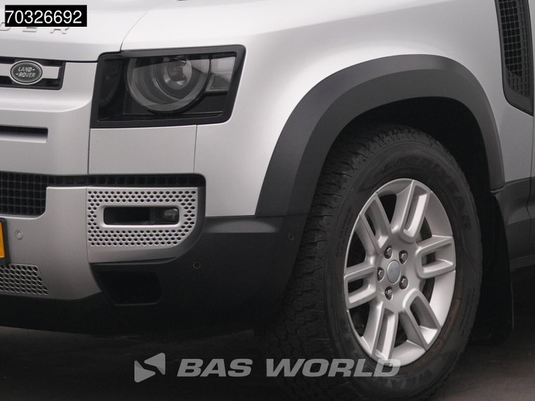 Vehicle Image 40