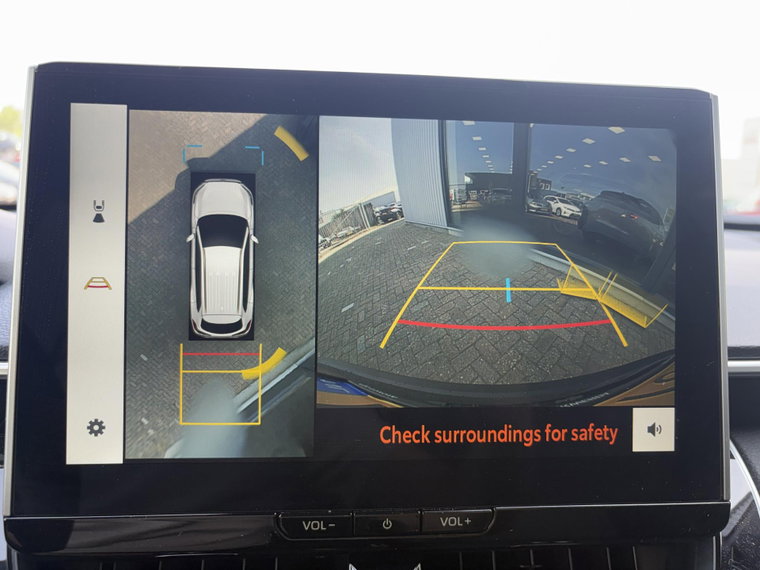 Vehicle Image 19