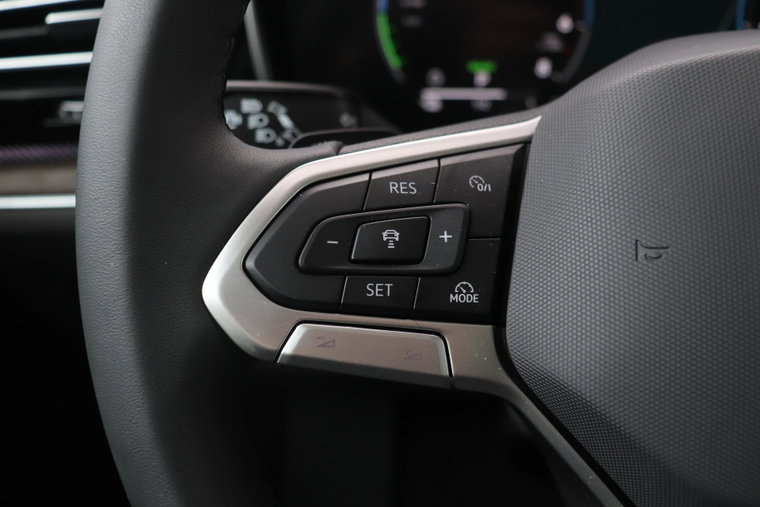 Vehicle Image 40