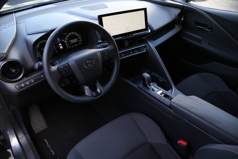 Vehicle Image 6