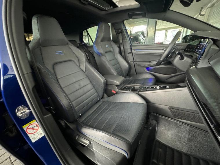 Vehicle Image 37