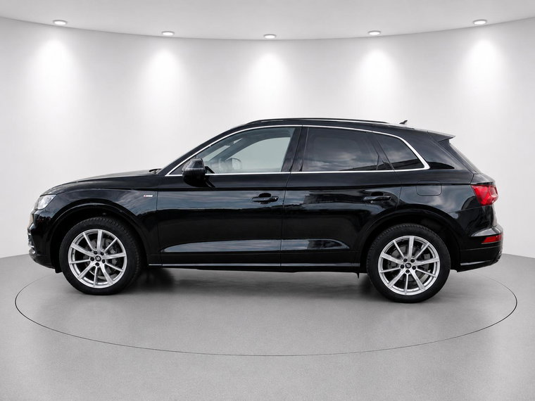 Vehicle Image 13