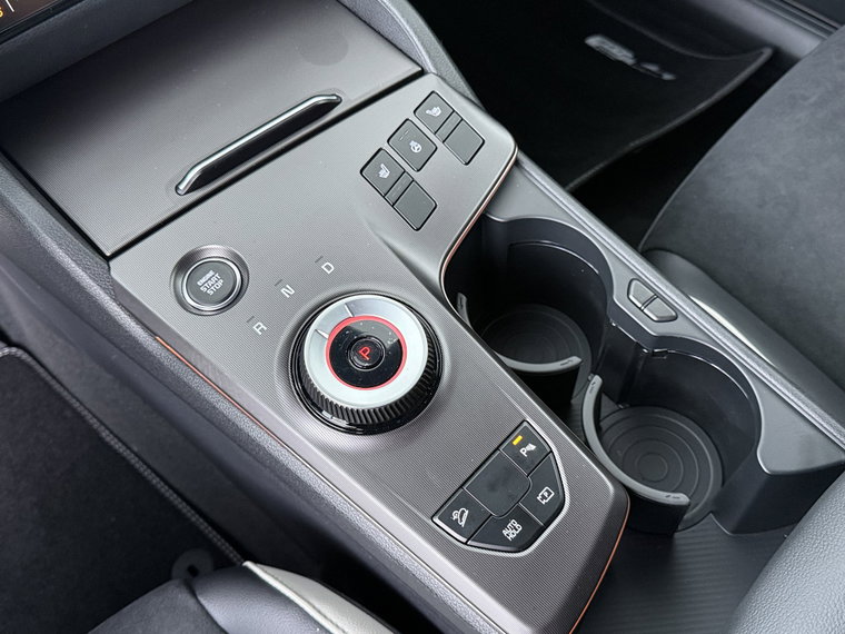 Vehicle Image 31
