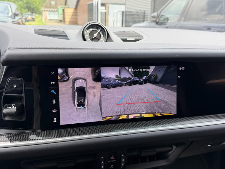 Vehicle Image 23