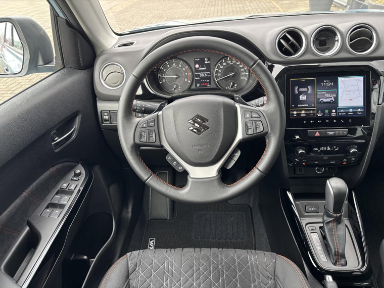 Vehicle Image 12
