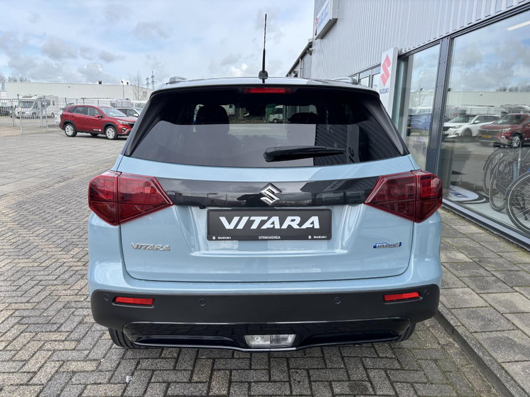 Vehicle Image 8