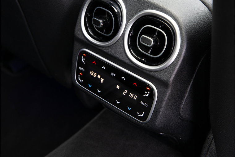 Vehicle Image 28