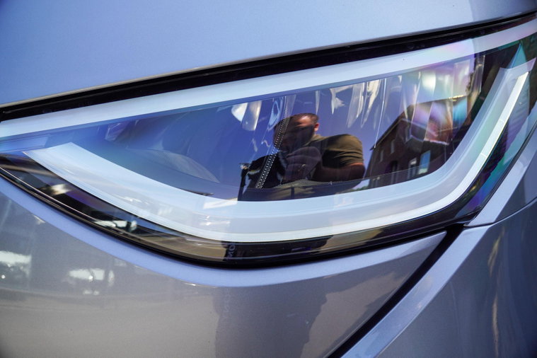 Vehicle Image 8