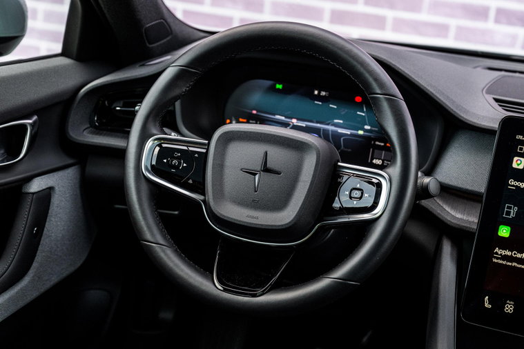 Vehicle Image 14