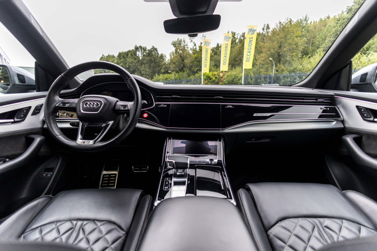 Vehicle Image 23