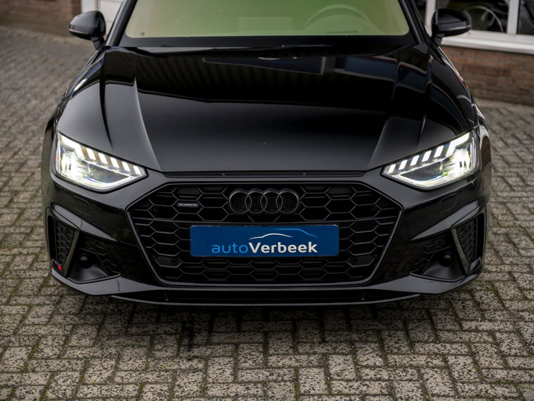 Vehicle Image 32