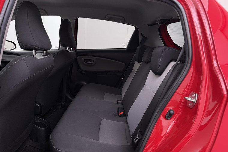 Vehicle Image 12