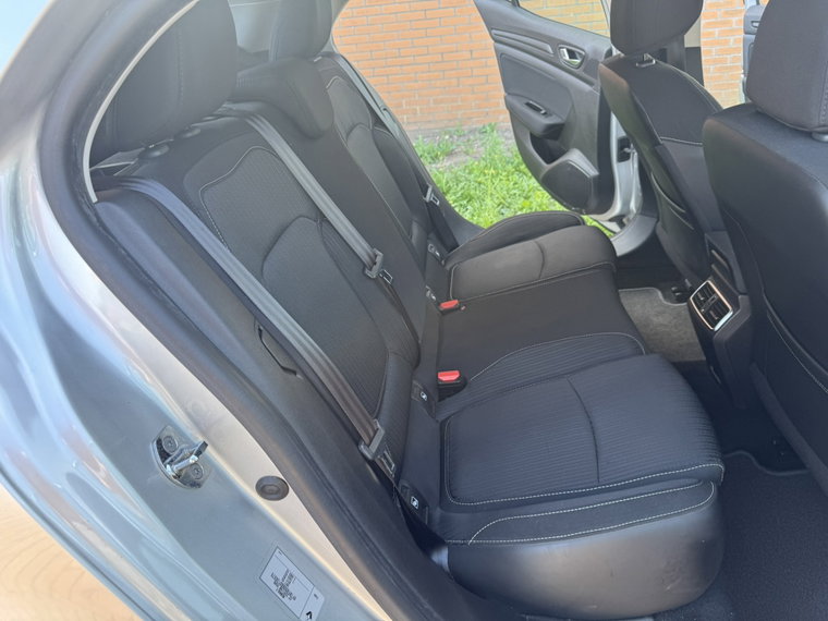 Vehicle Image 27