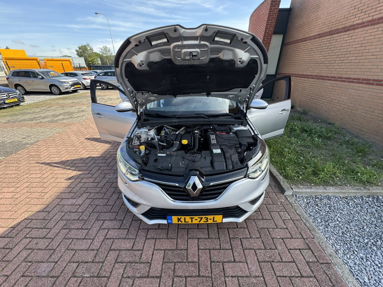 Vehicle Image 33