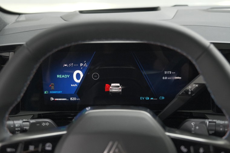 Vehicle Image 21