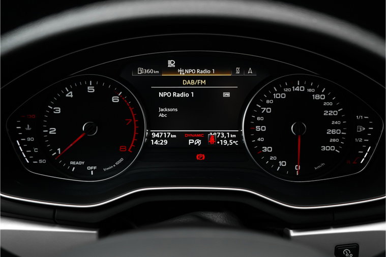 Vehicle Image 22