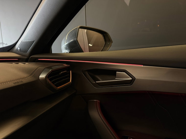 Vehicle Image 23