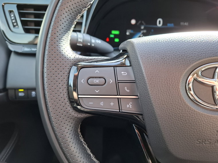 Vehicle Image 21