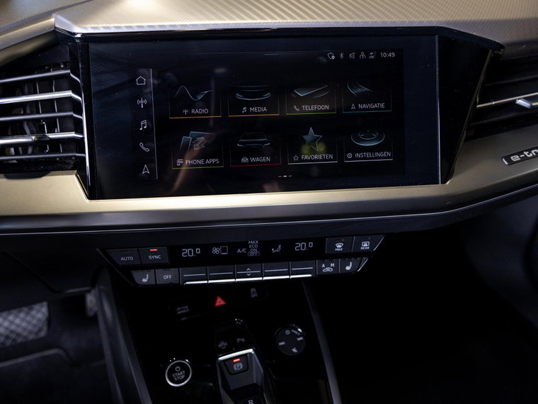 Vehicle Image 30