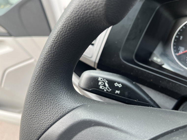 Vehicle Image 27