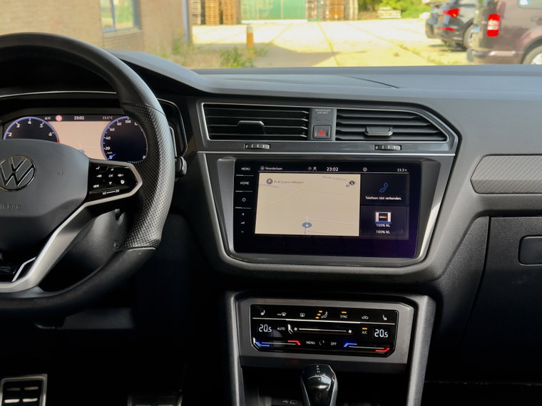 Vehicle Image 30