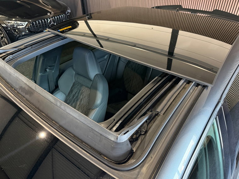 Vehicle Image 45