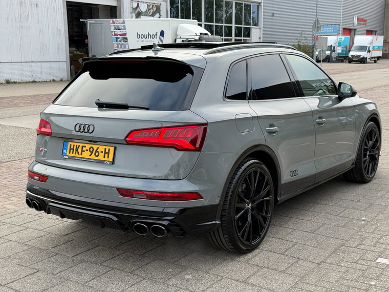 Vehicle Image 15