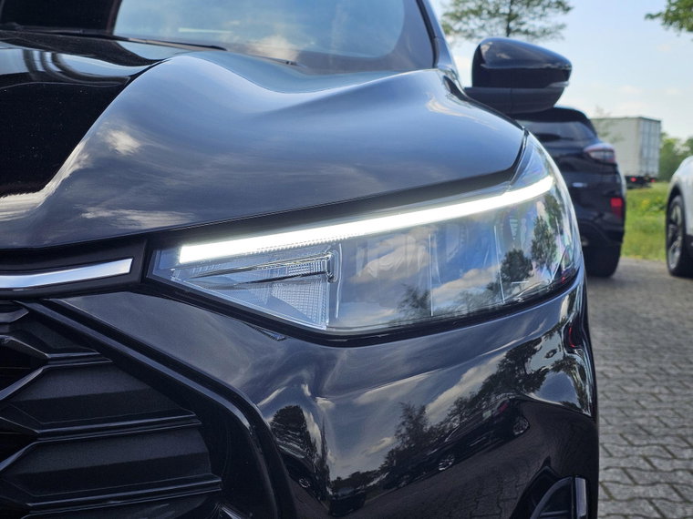 Vehicle Image 30