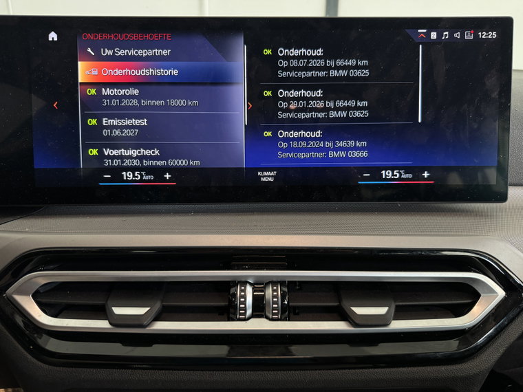 Vehicle Image 38