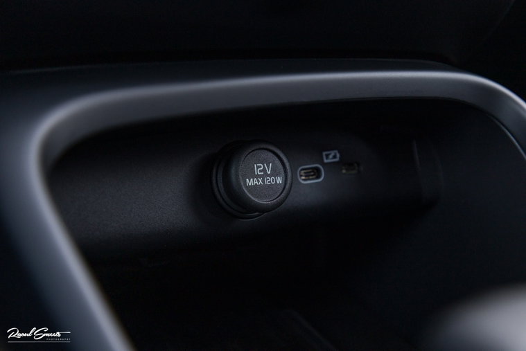 Vehicle Image 40