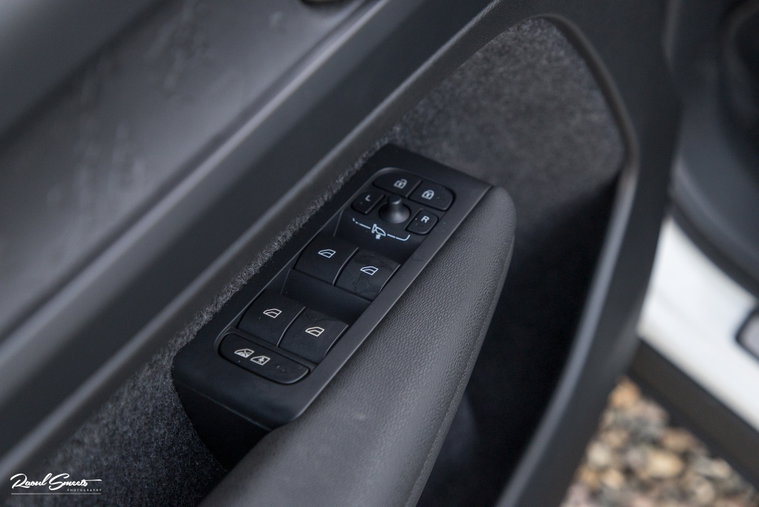 Vehicle Image 43