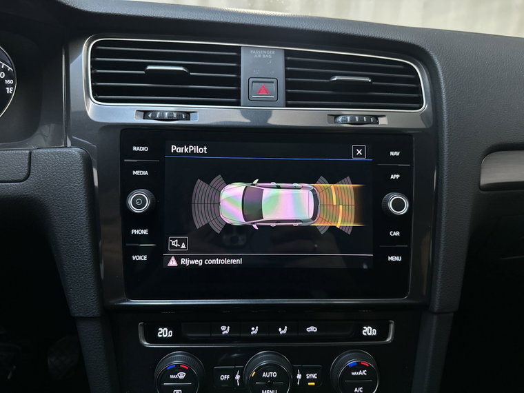 Vehicle Image 17