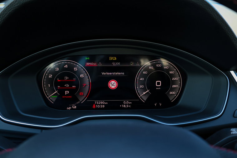 Vehicle Image 30