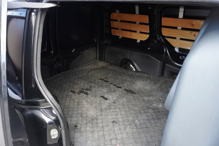 Vehicle Image 11