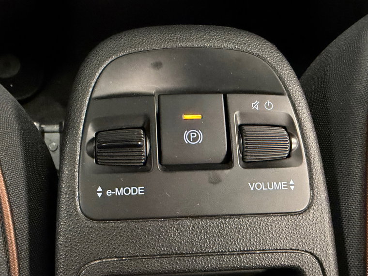 Vehicle Image 27