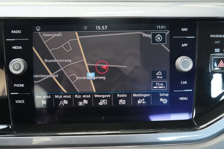 Vehicle Image 16