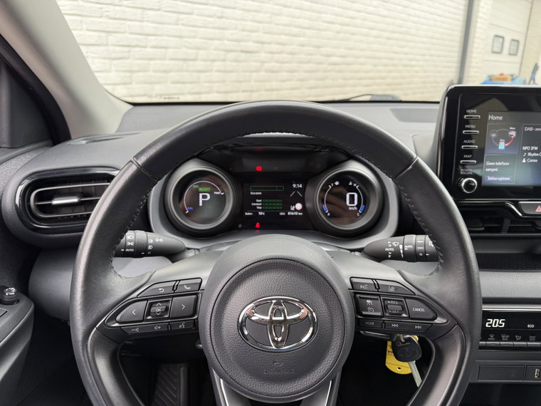 Vehicle Image 15