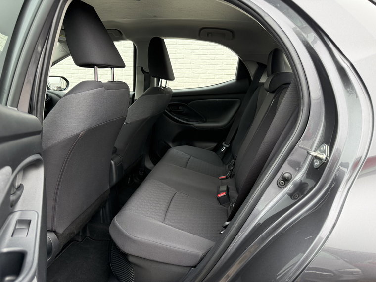 Vehicle Image 28