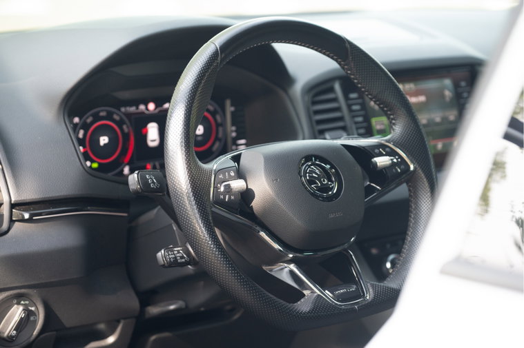 Vehicle Image 18