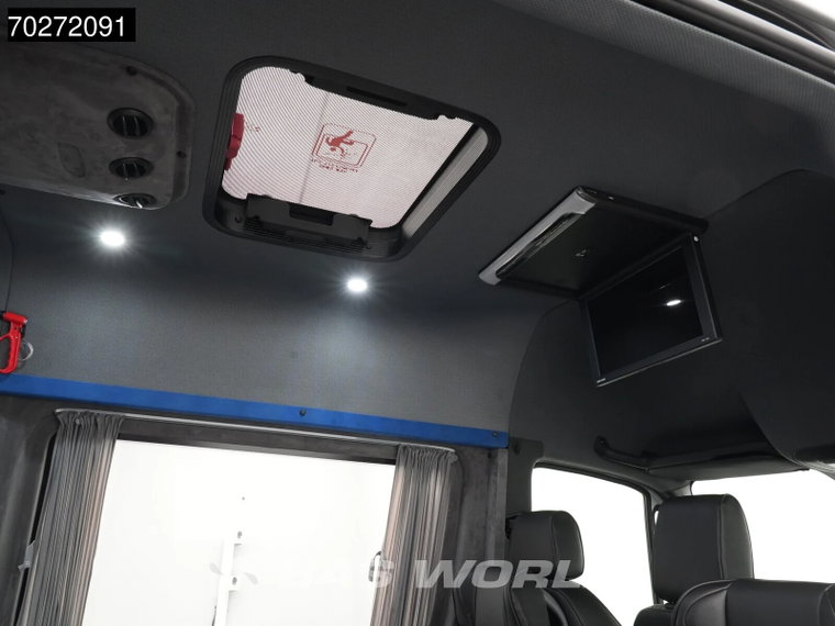 Vehicle Image 53