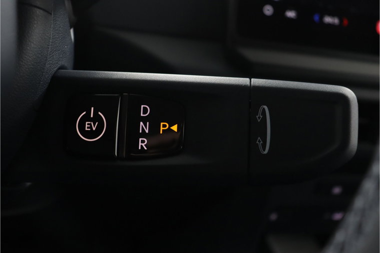 Vehicle Image 27