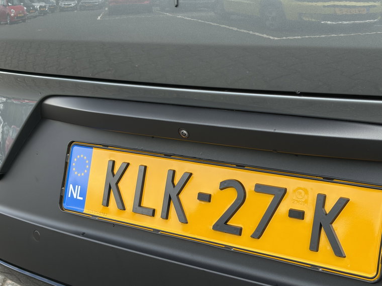 Vehicle Image 27