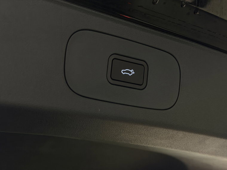 Vehicle Image 39