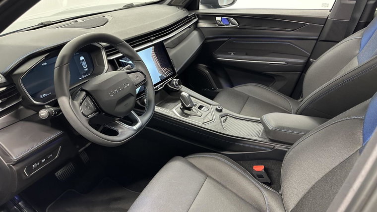 Vehicle Image 18