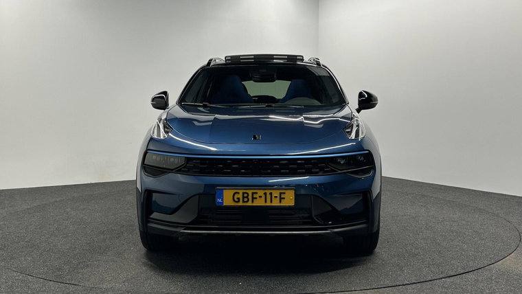 Vehicle Image 6