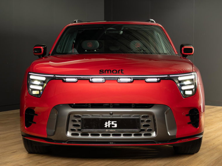 Vehicle Image 4