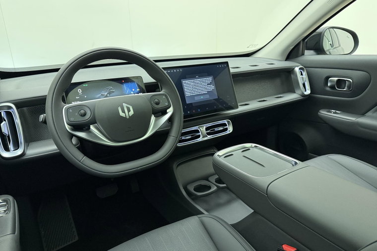 Vehicle Image 19
