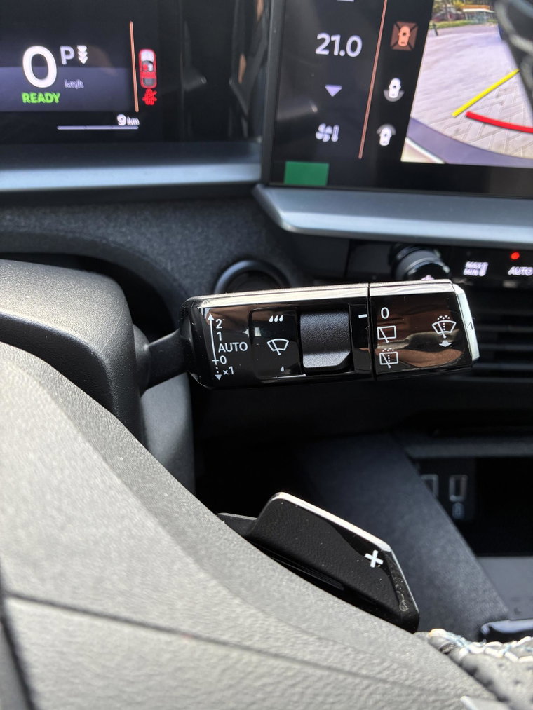 Vehicle Image 39